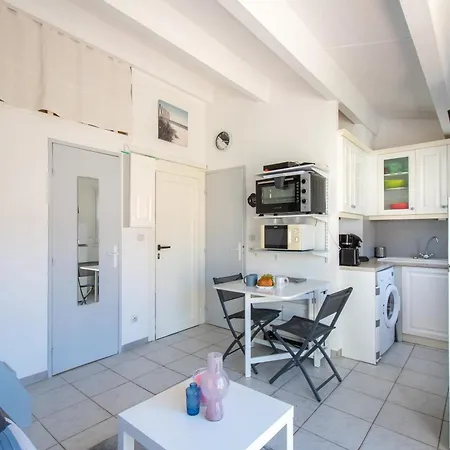 דירה L'instant Azur - Clim - Terrasse - Velo - Parking אגדה